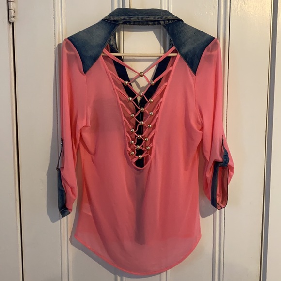 Boutique sheer fashion top - Picture 2 of 8